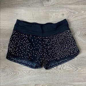Lululemon Women's Navy and White Polka Dot Shorts